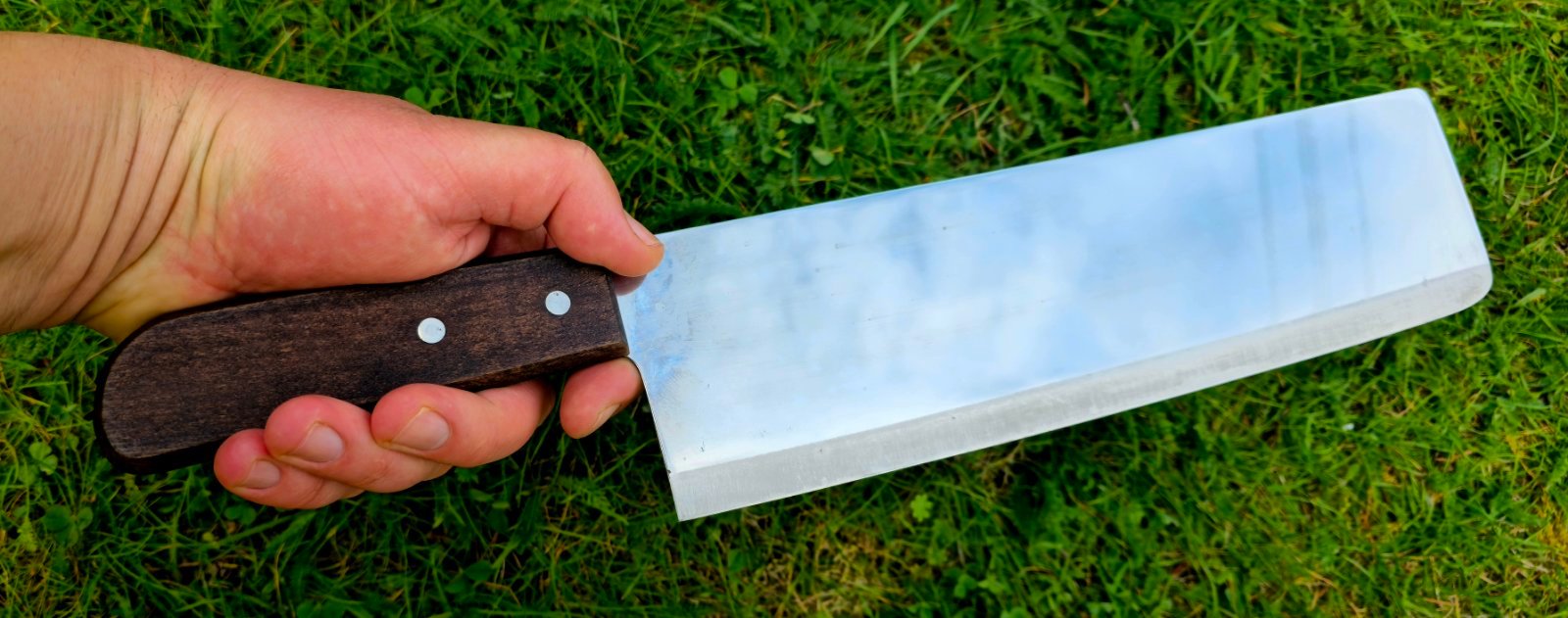 Japoniško stiliaus anglinio plieno kapoklė – funkcija, paprastumas ir charakteris - Image 3