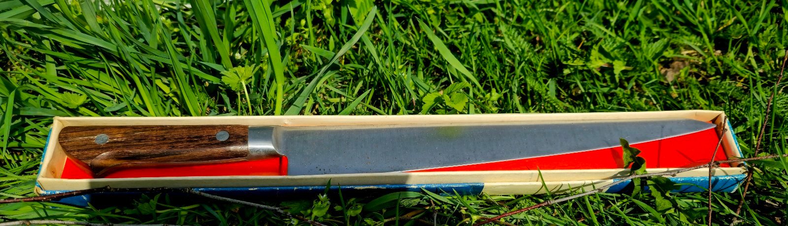 Profesionalus japoniškas virtuvinis peilis – tradicija ir meistrystė - Image 3