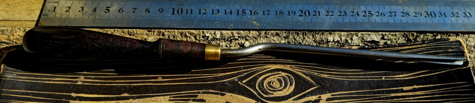 1860 m. rankų darbo britų drožybos įrankis – Joseph White Sheffield - Image 2