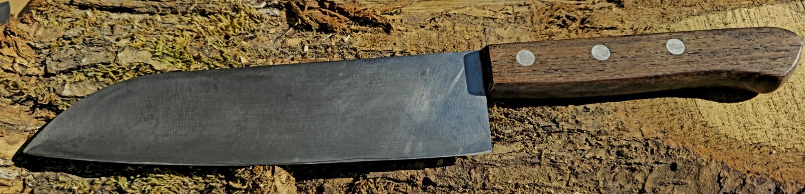 Parduodamas japoniškas Santoku tipo peilis