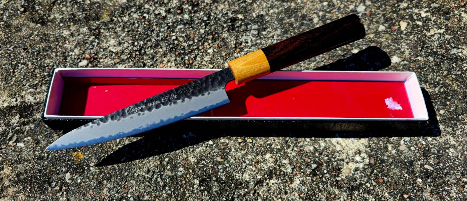 Aogami Super – kai plienas kalba senųjų kalvių vardu